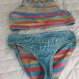 Athleta Girls' Stripe & Blue Palm Print Two-Piece Swimsuit Reversible GUC